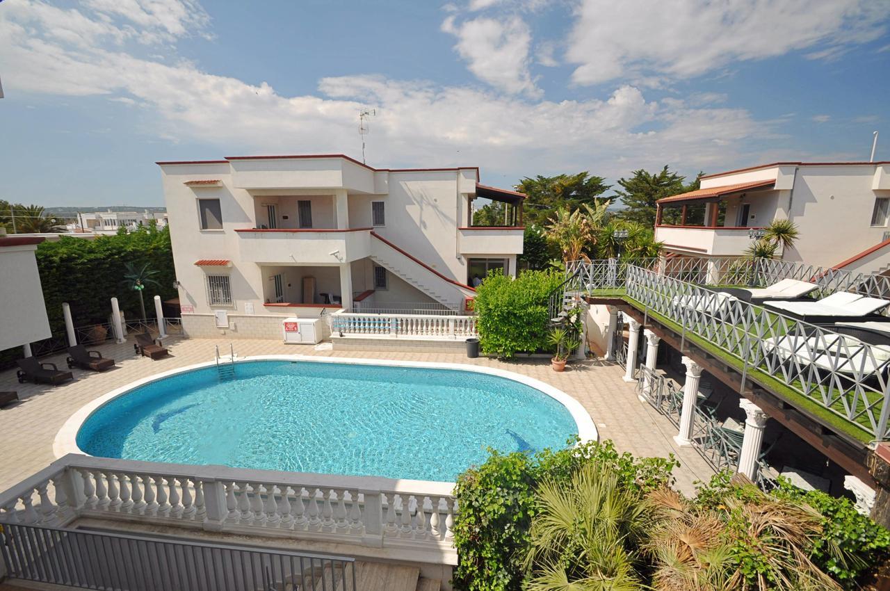 Residence Mezzaluna Carovigno Kültér fotó