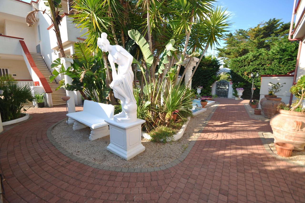 Residence Mezzaluna Carovigno Kültér fotó