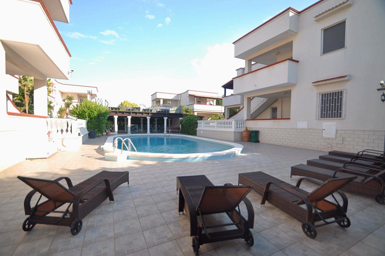 Residence Mezzaluna Carovigno Kültér fotó
